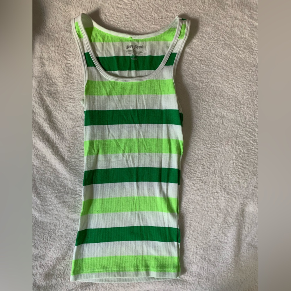 Green perfect tank top
